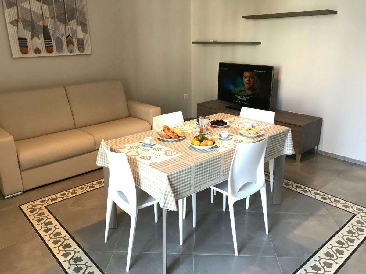 Casa Vacanze La Scalinata Bisceglie Eksteriør bilde